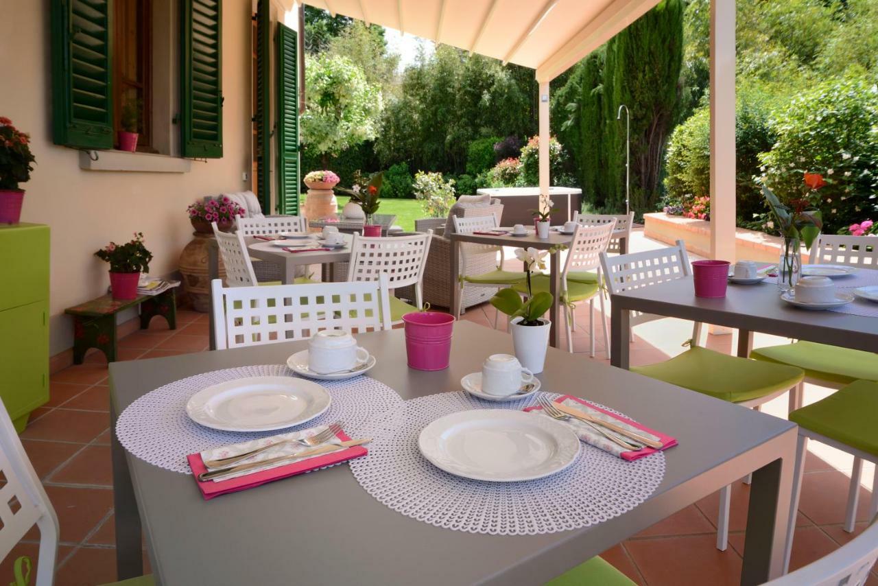 Villa Le Facezie B&B Terranuova Bracciolini Extérieur photo